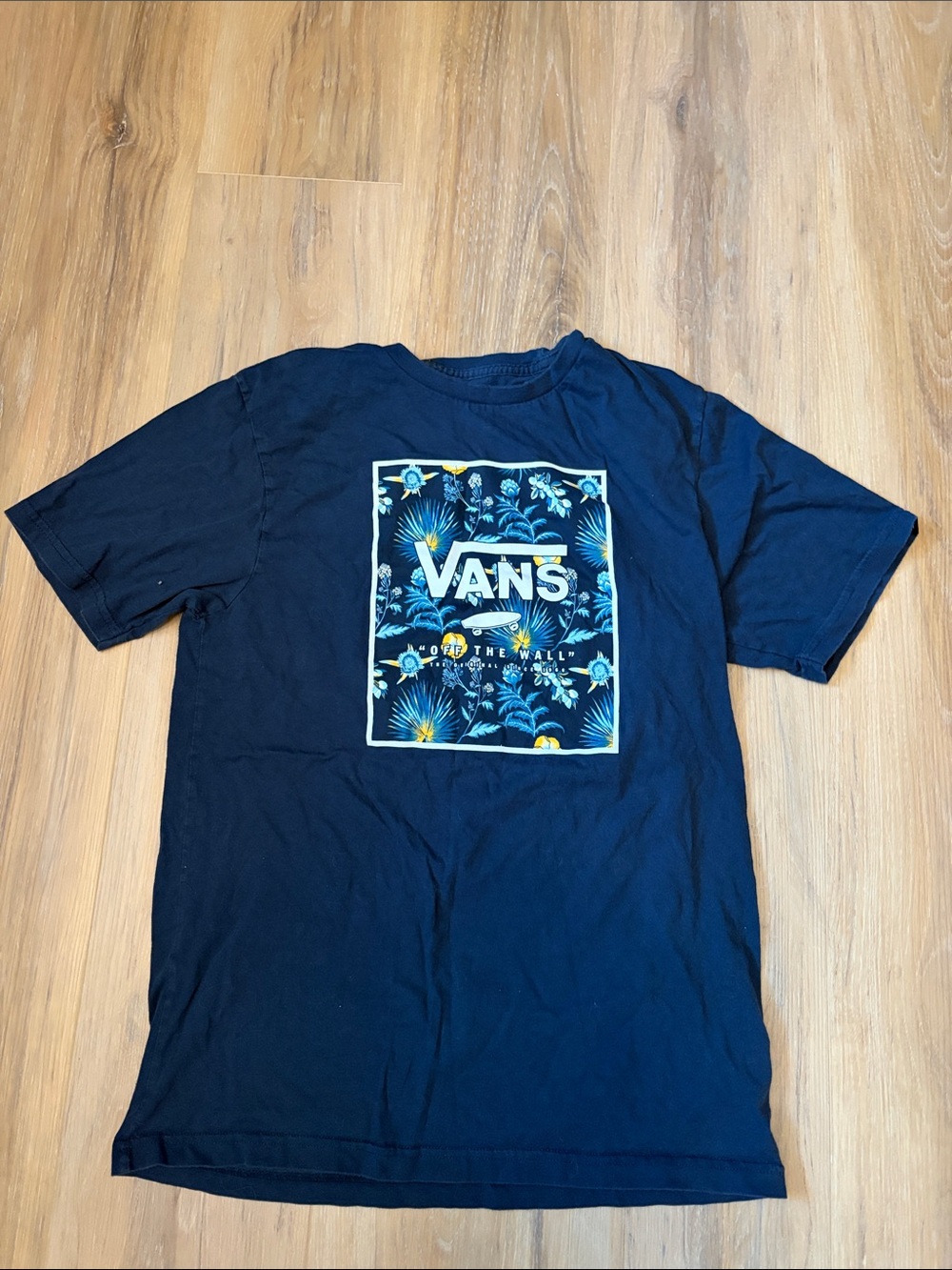 ( 2 for 10$)Vans Navy Short-Sleeve Tee with Floral Logo